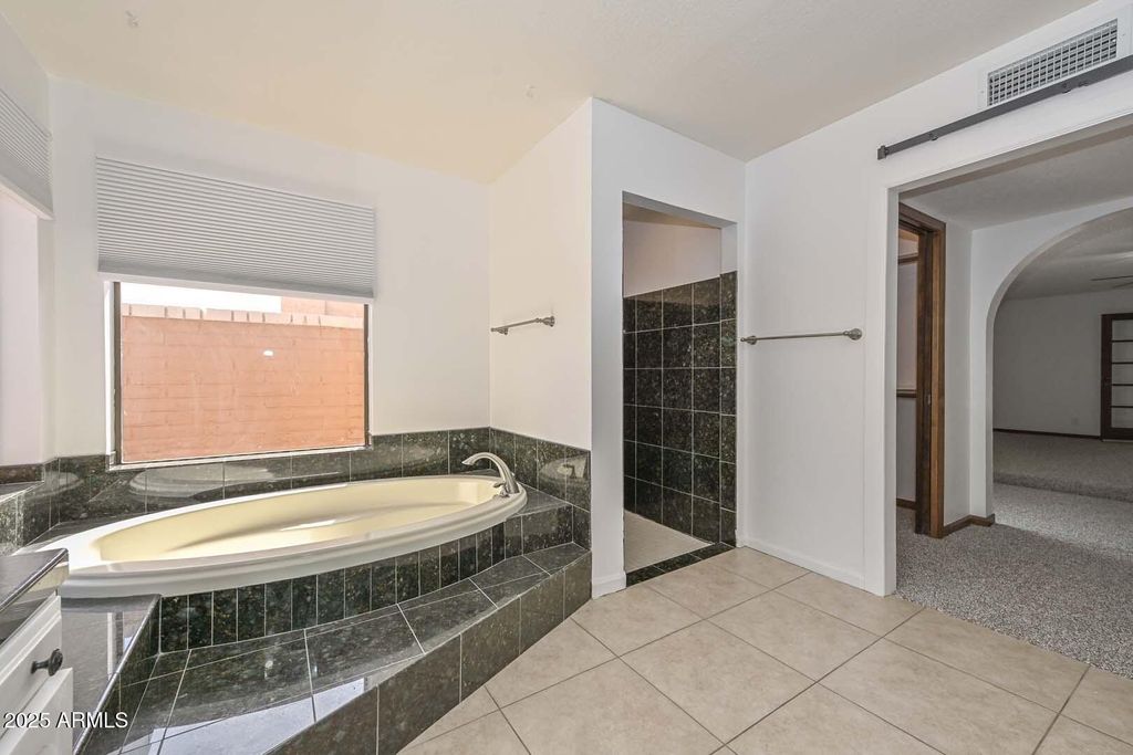 listing image 80