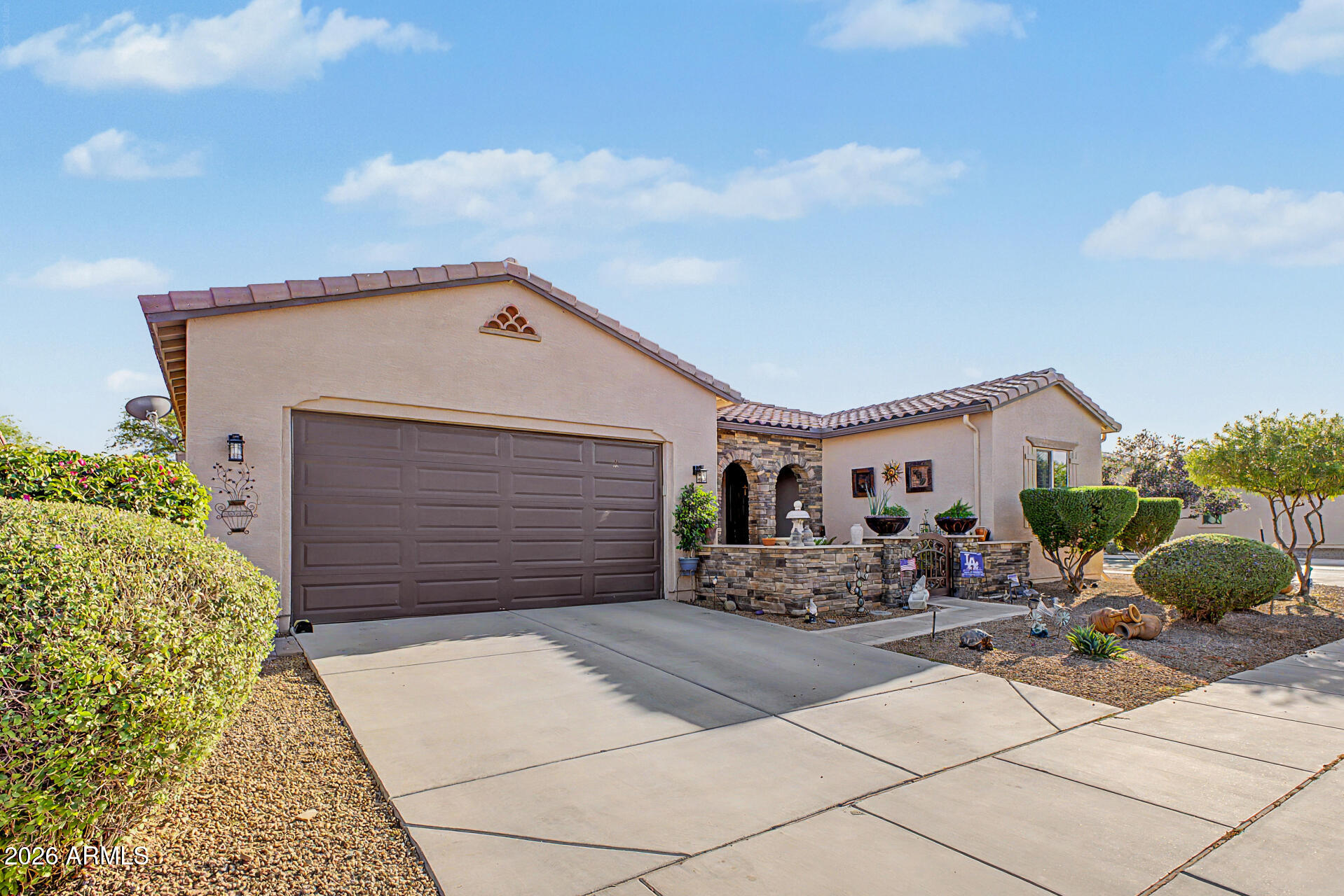 2623 E MARCOS Drive
