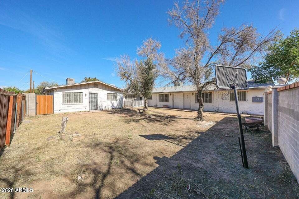 2226 W HEATHERBRAE Drive Apt 2
