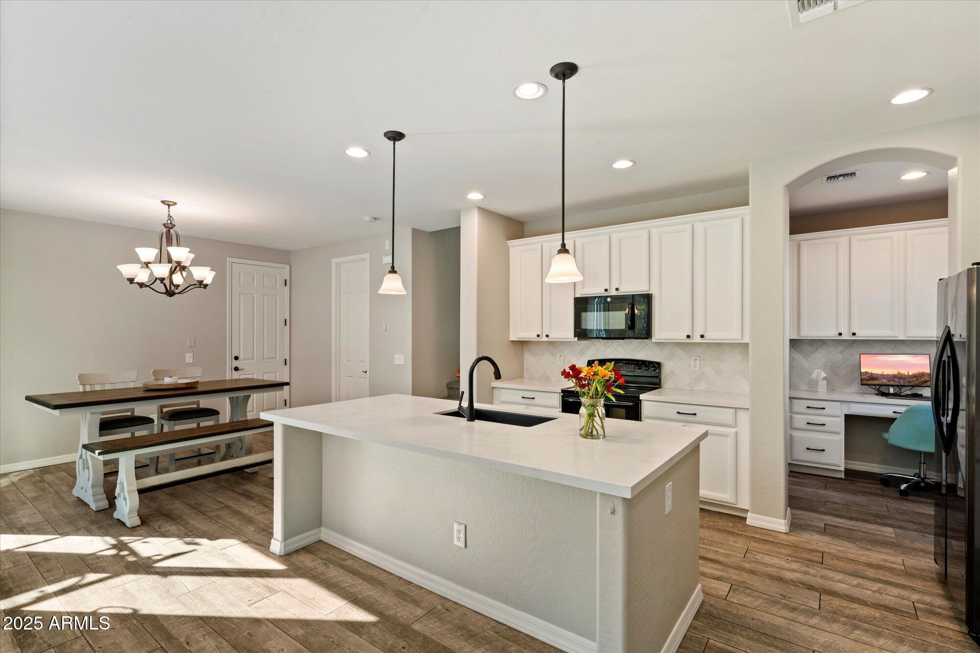 3668 E ANGSTEAD Court