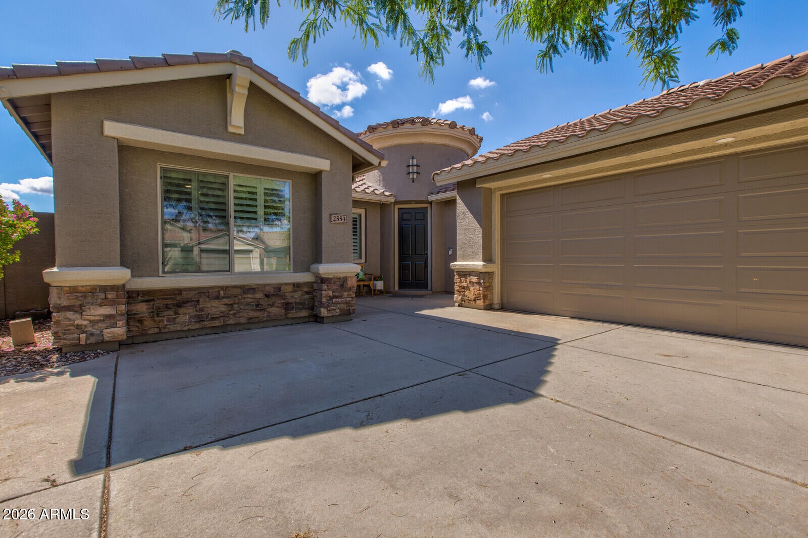 2553 W COYOTE CREEK Drive