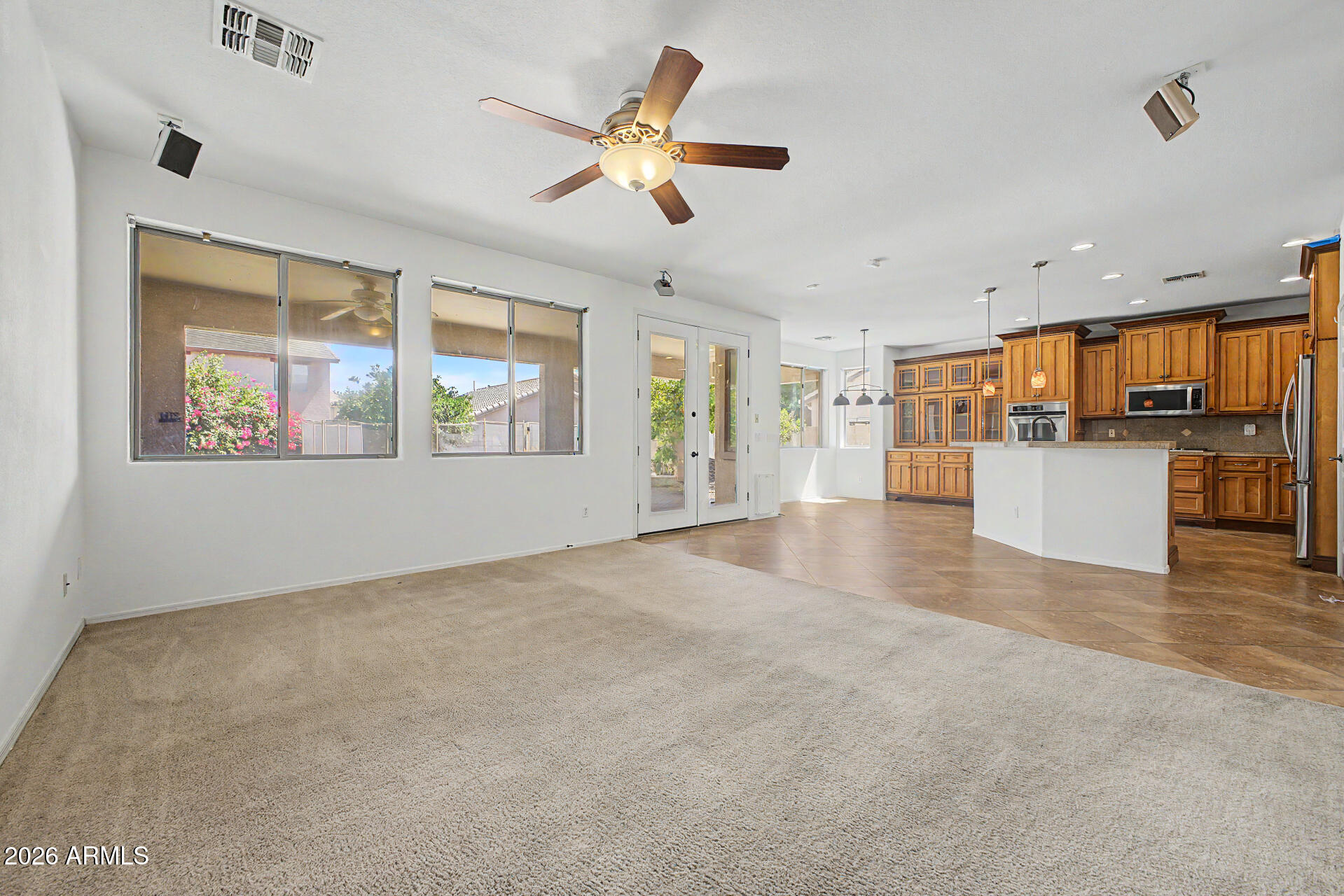 ROVEY FARM ESTATES - Residential