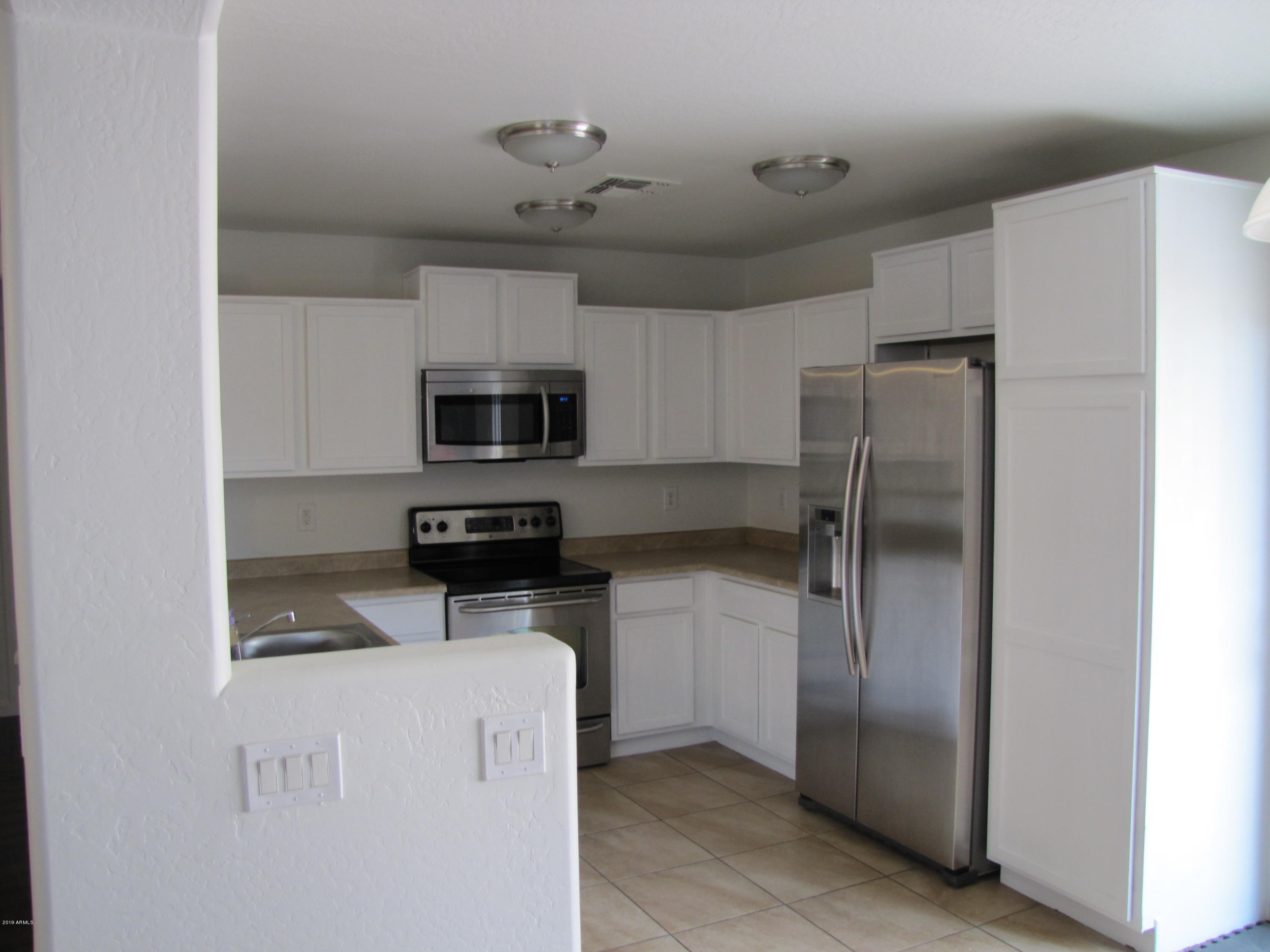 4740 E SILVERBELL Road