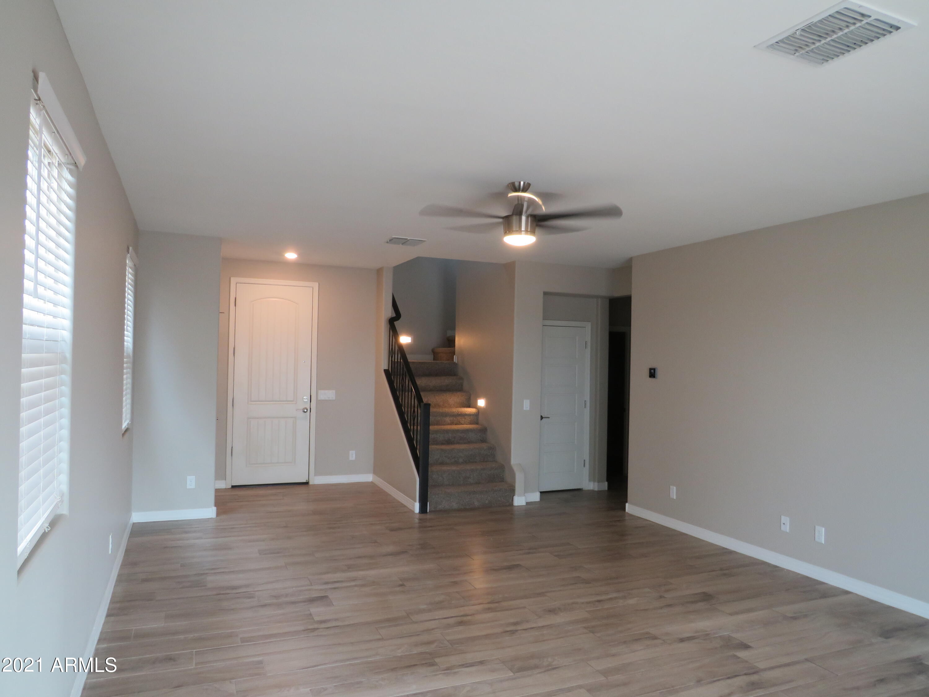 40537 W Helen Court