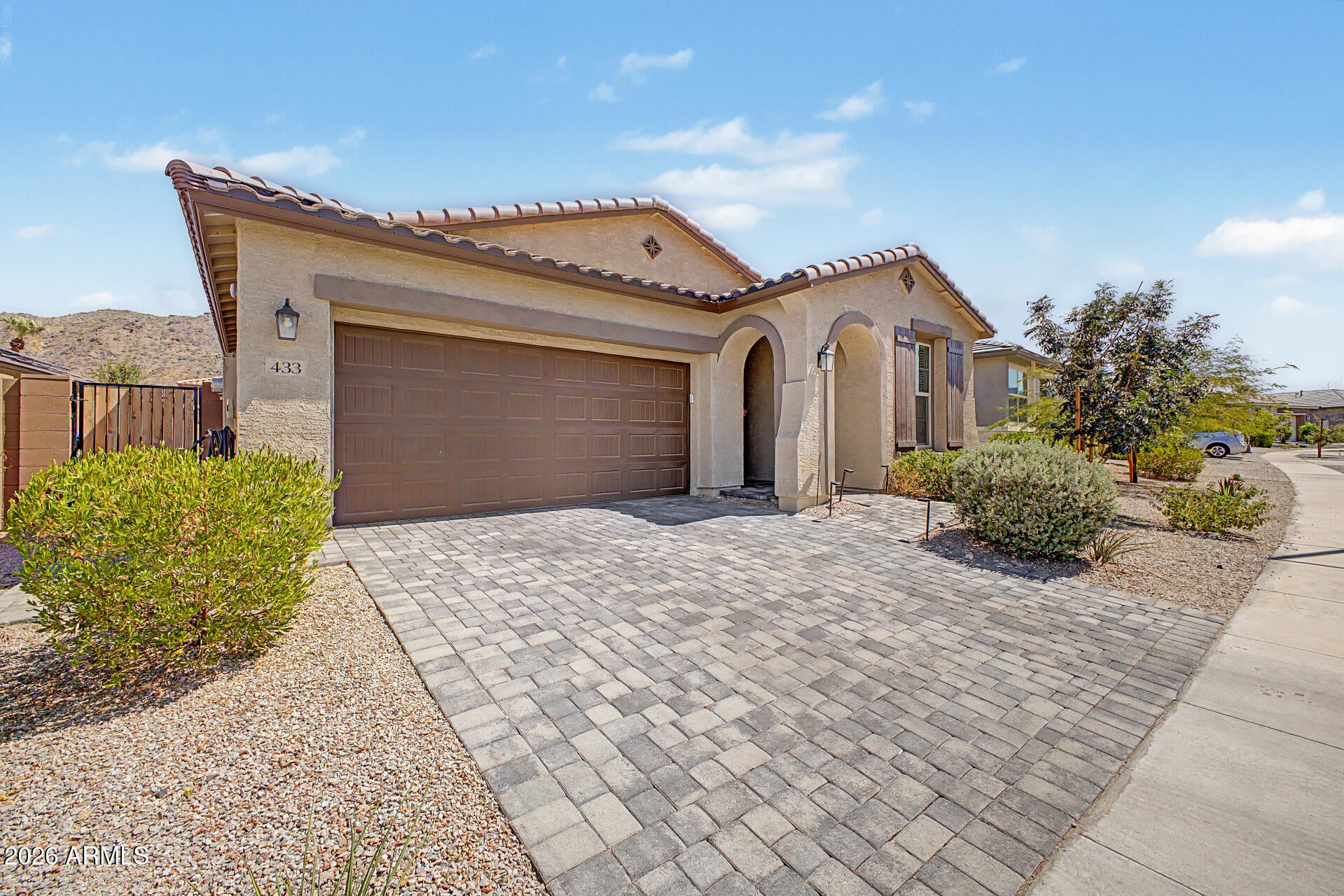 433 E SPIRIT Trail