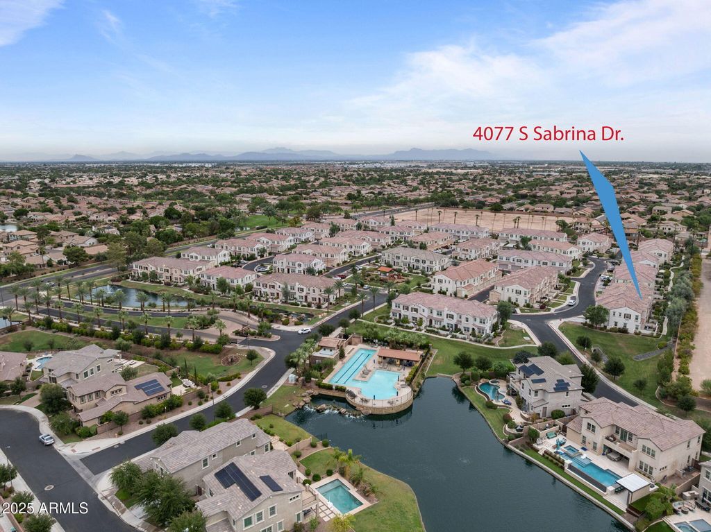 Photo of 4077 S Sabrina Drive #127, Chandler, AZ 85248 (MLS # 6914713)