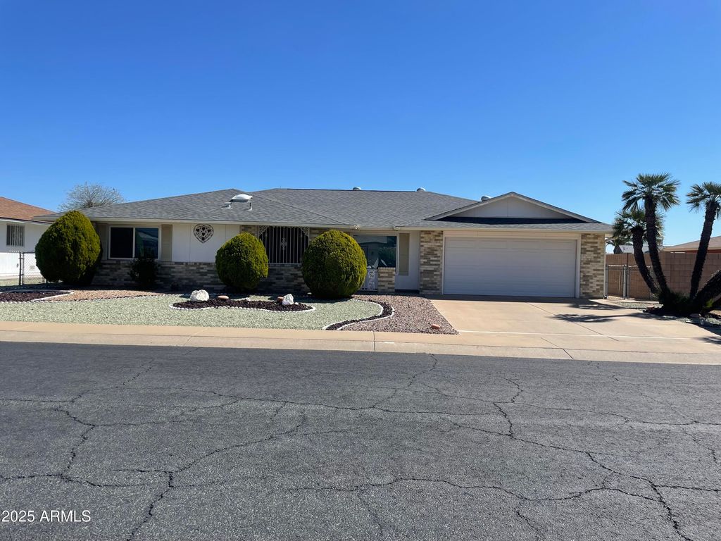 Photo of 13207 N Branding Iron Drive, Sun City, AZ 85351 (MLS # 7022073)