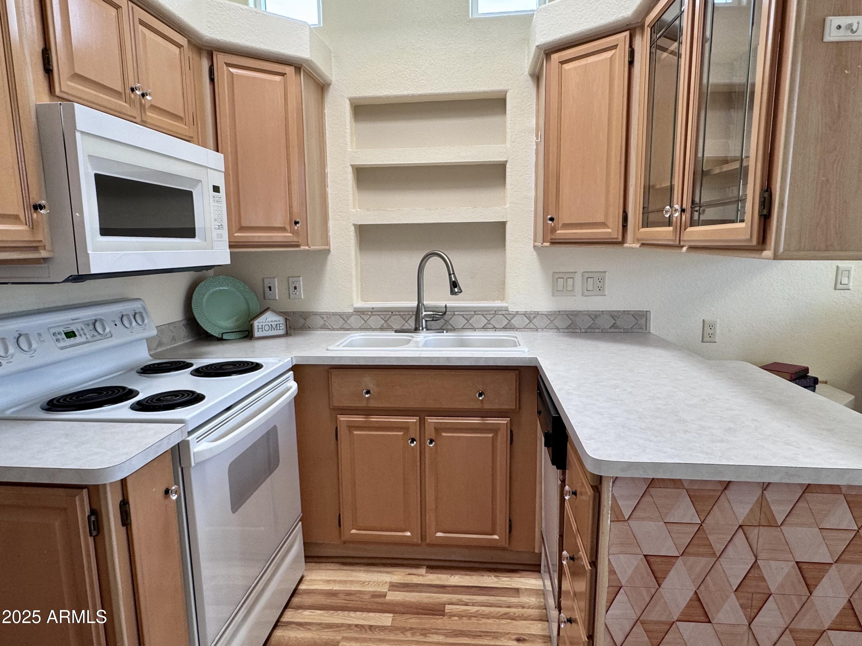 17200 W BELL Road 454