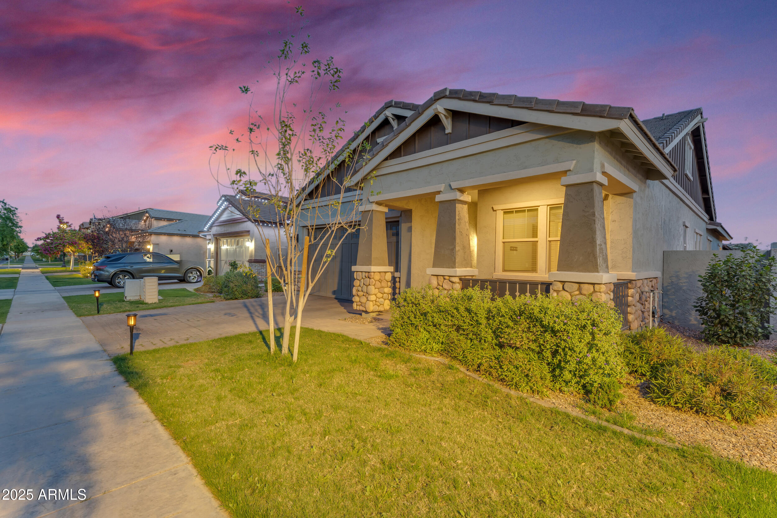 3859 E APPALOOSA Road