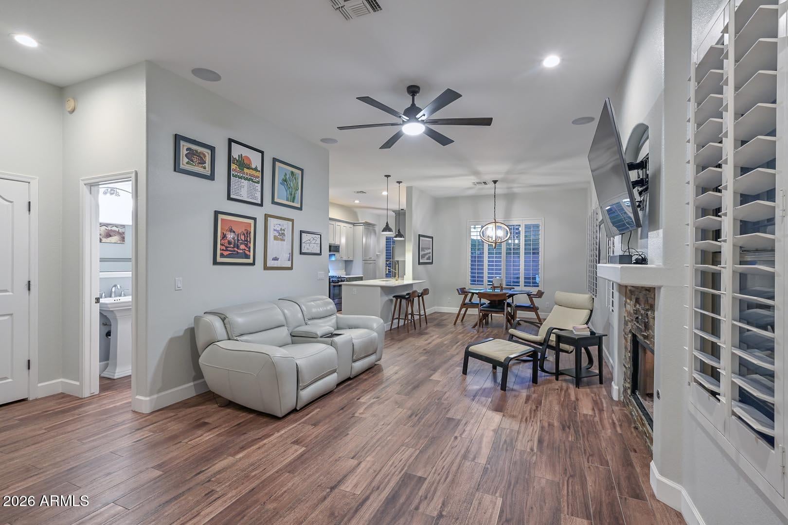 4236 E TETHER Trail