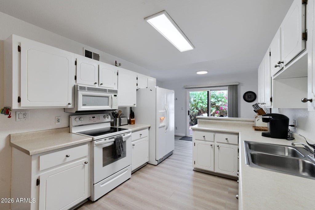 Photo of 455 S Delaware Drive #129, Apache Junction, AZ 85120 (MLS # 7081853)