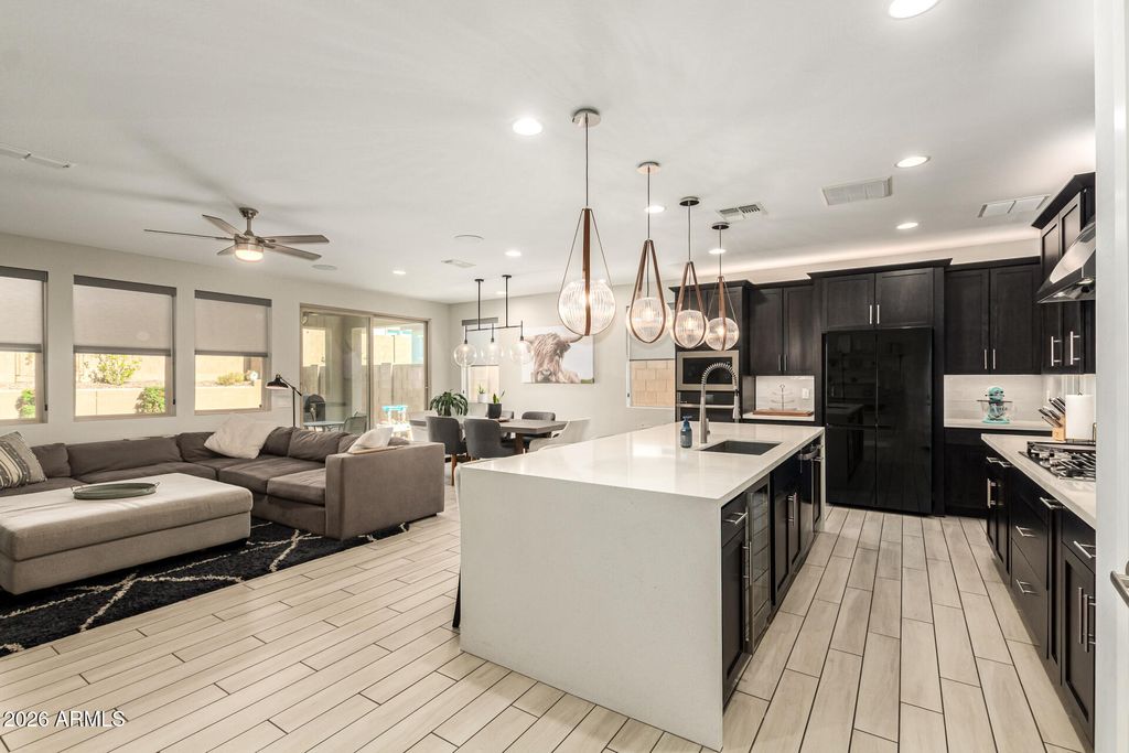 Photo of 6974 W Spur Drive, Peoria, AZ 85383 (MLS # 6972385)