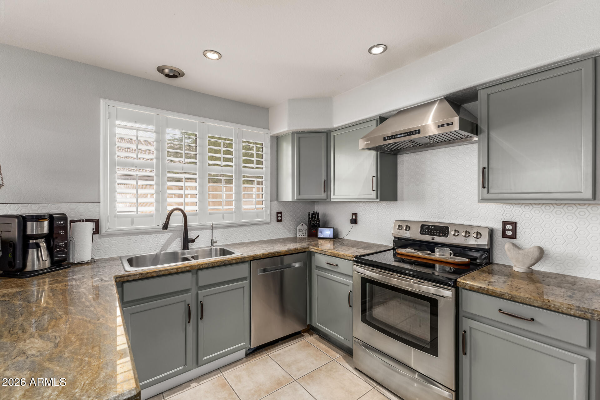 15587 W RIO VISTA Lane