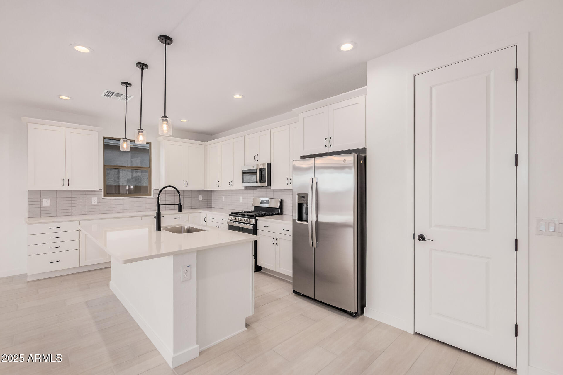 5454 W MANZANITA Drive