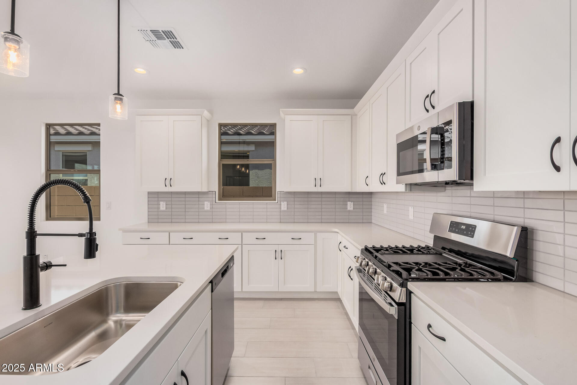 5454 W MANZANITA Drive