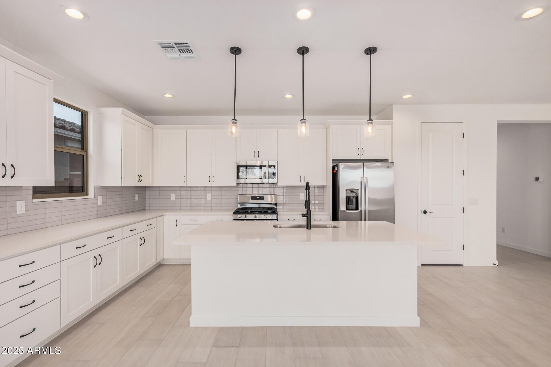 5454 W MANZANITA Drive