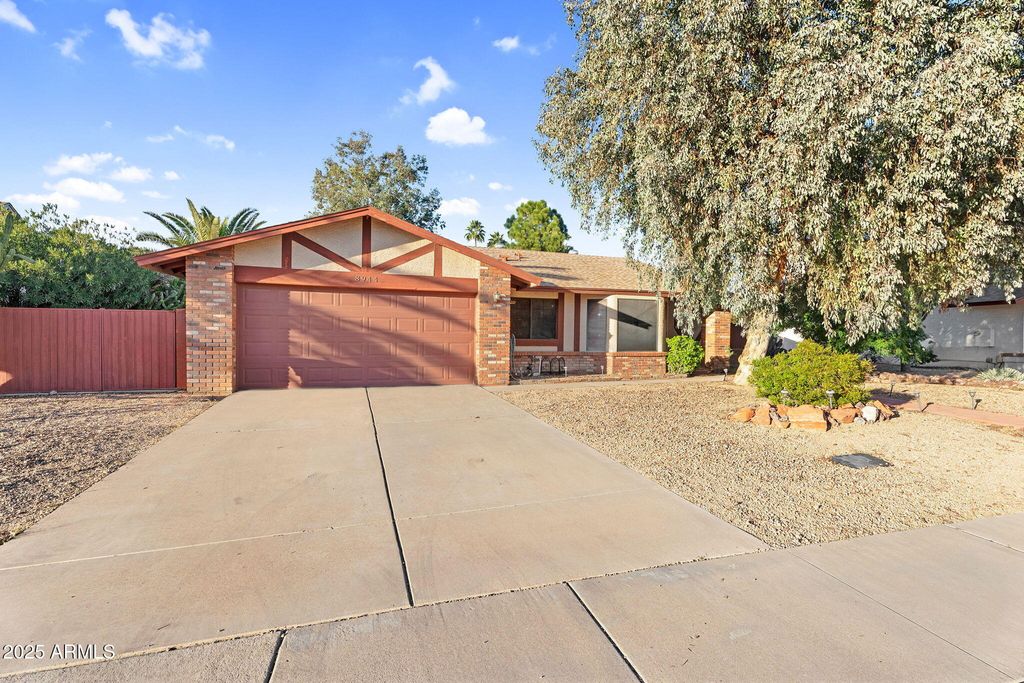 Photo of 8944 E Friess Drive, Scottsdale, AZ 85260 (MLS # 6954556)