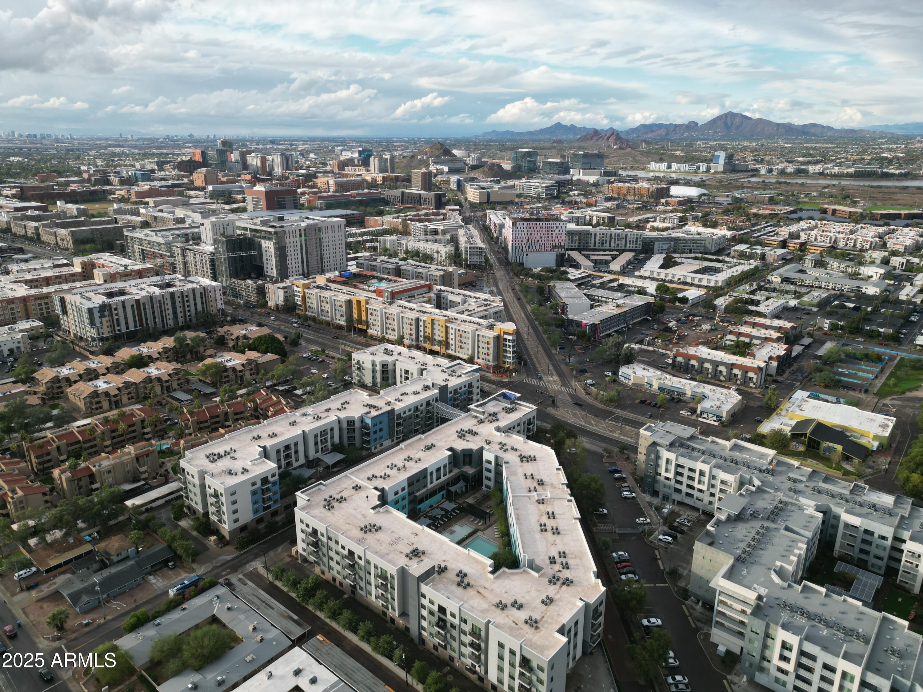 1229 E Spence Avenue