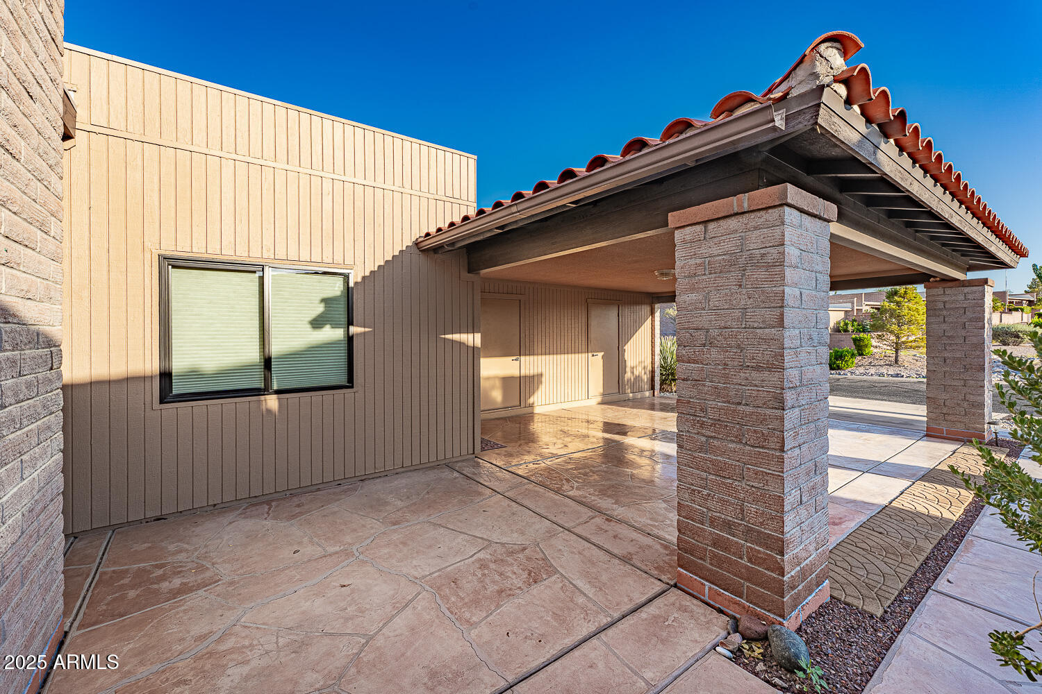 933 W CALLE DEL VENCEJO --