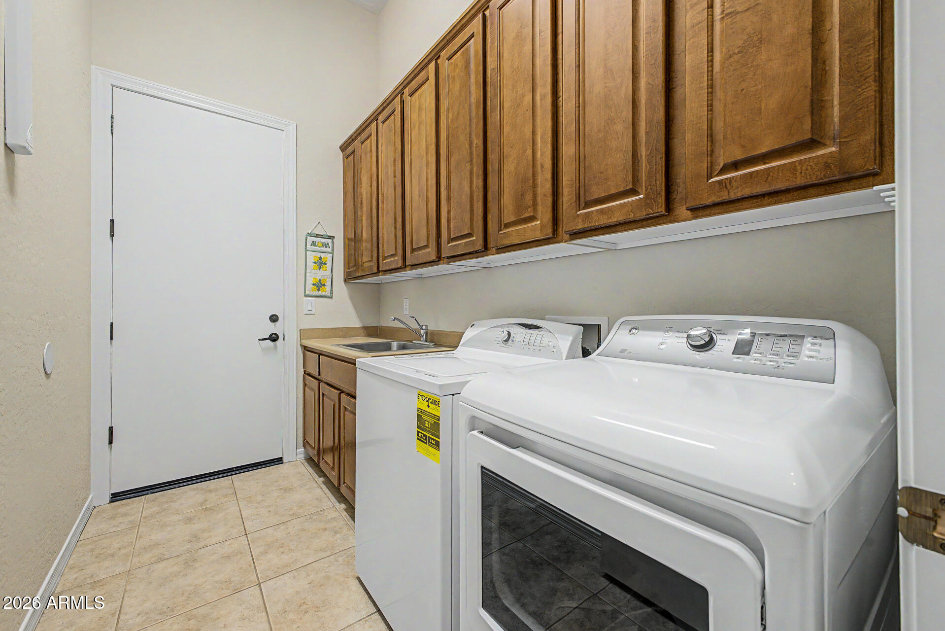 Anthem, Arizona, 85086, United States, 5 Bedrooms Bedrooms, ,4 BathroomsBathrooms,Residential,Active,2038212