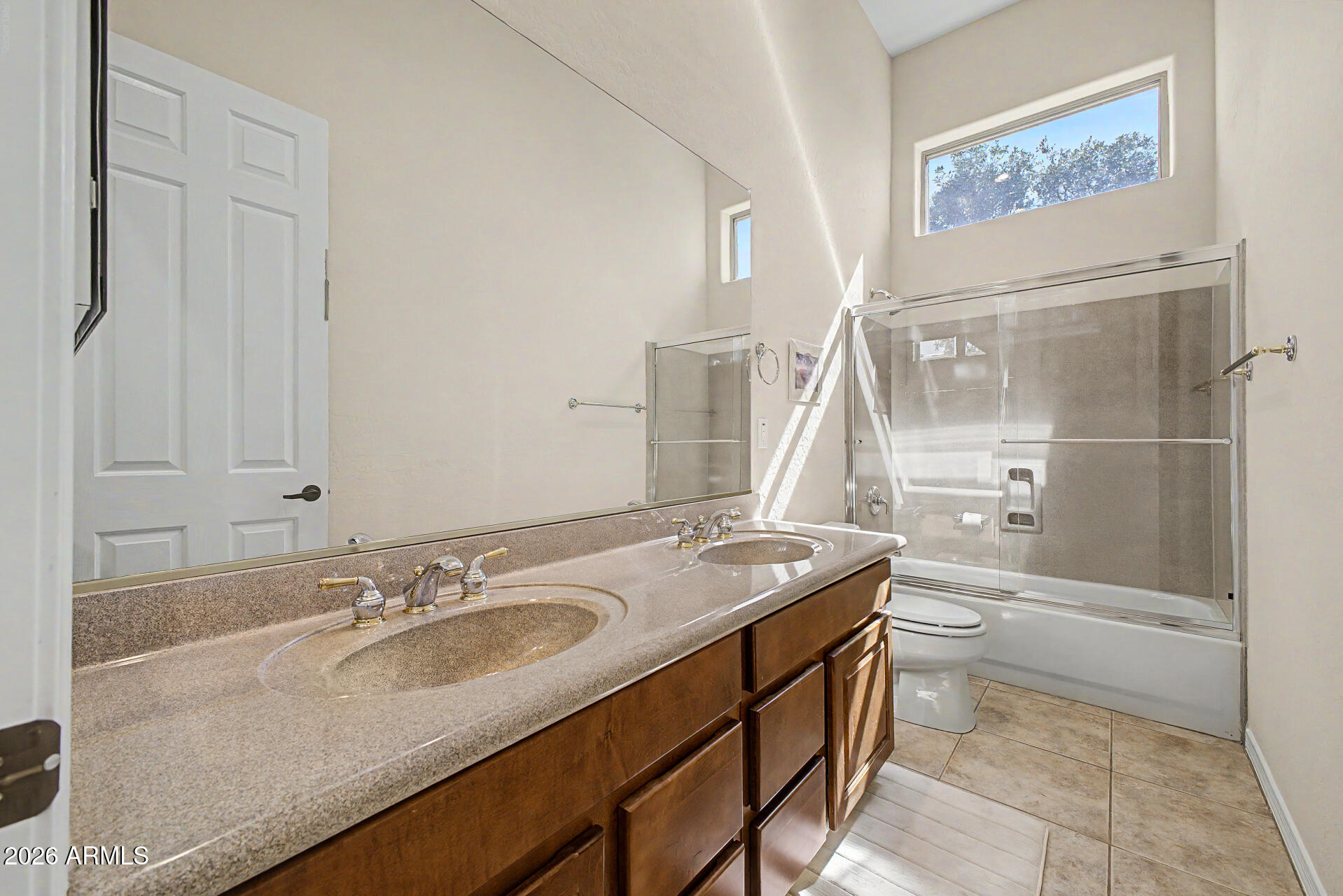 Anthem, Arizona, 85086, United States, 5 Bedrooms Bedrooms, ,4 BathroomsBathrooms,Residential,Active,2038212