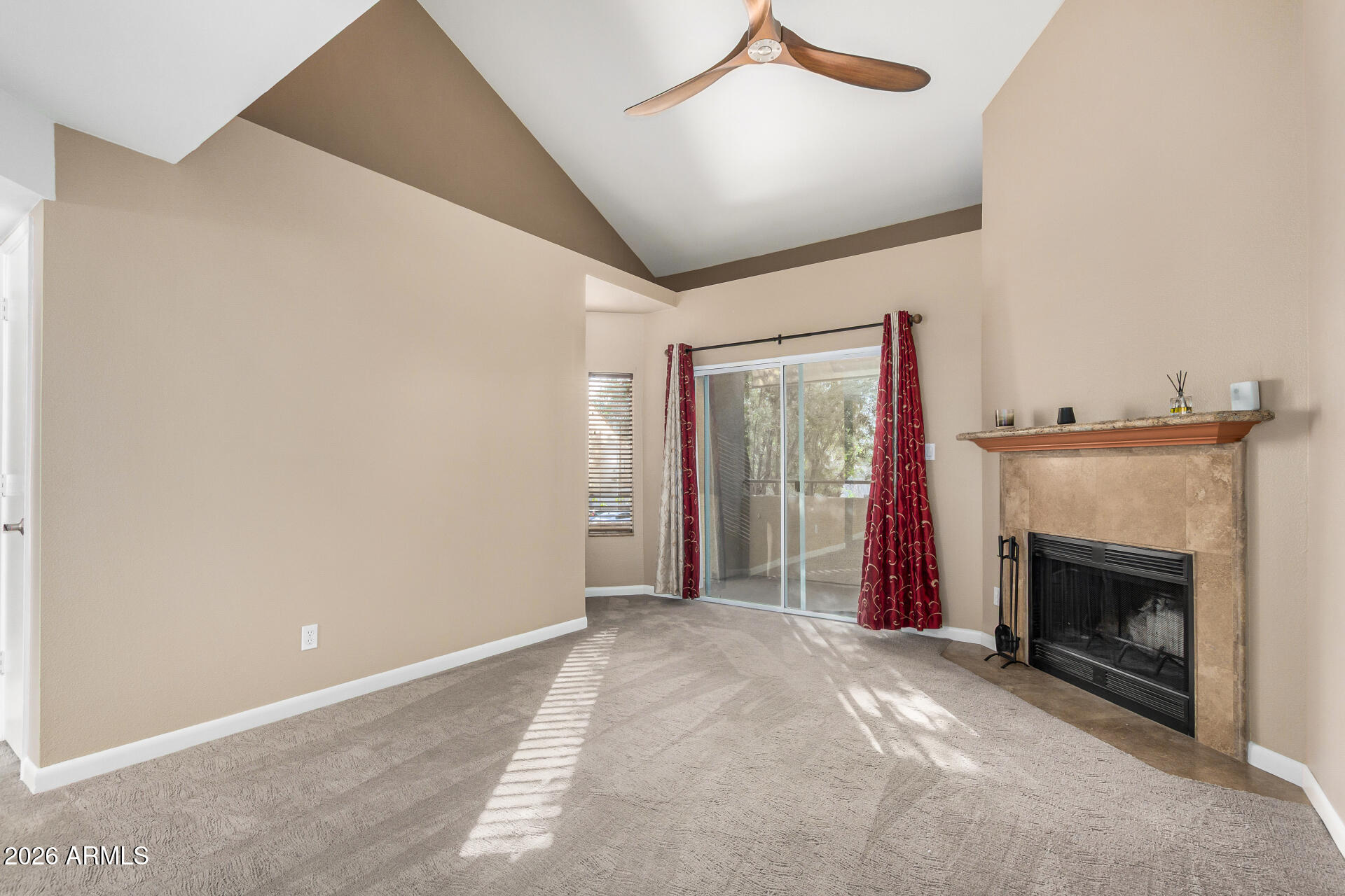 3845 E GREENWAY Road 211