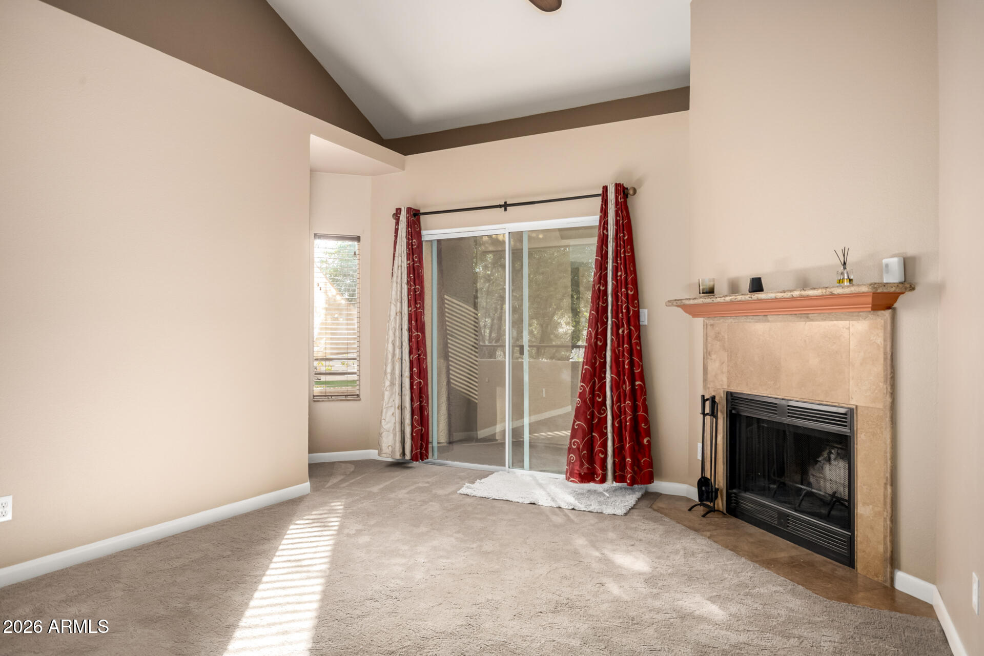 3845 E GREENWAY Road 211