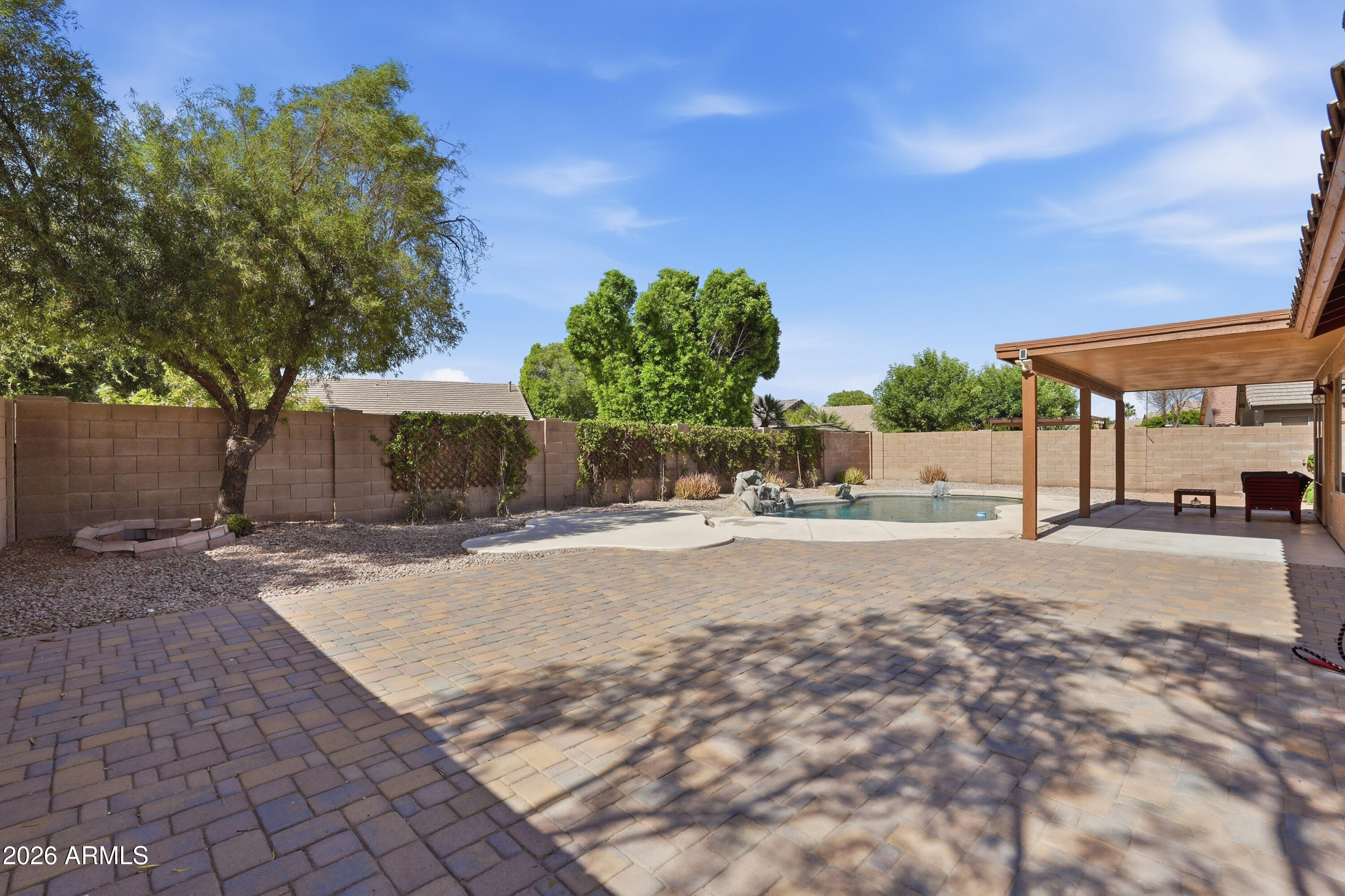 KEMPTON CROSSING - Residential