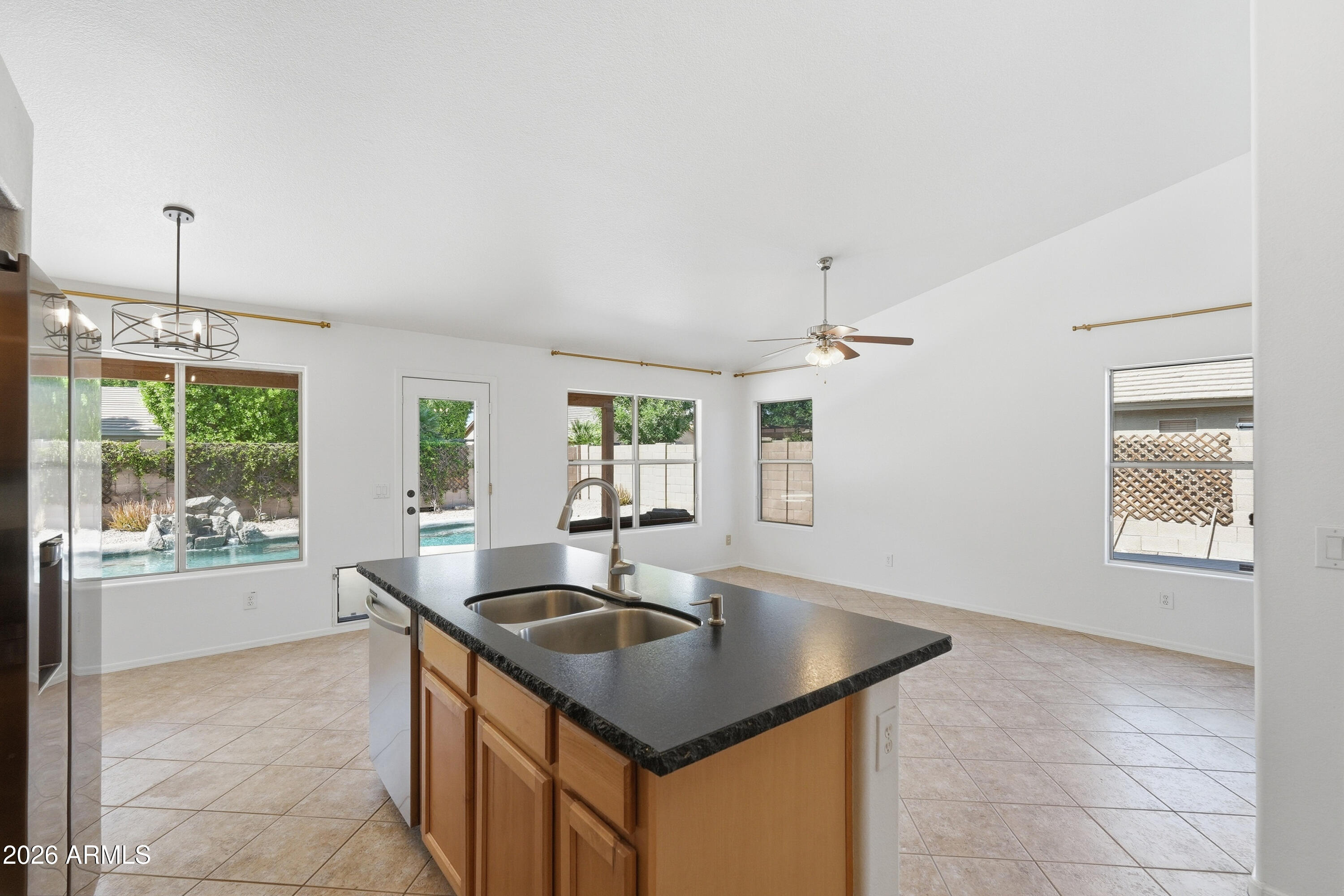 KEMPTON CROSSING - Residential