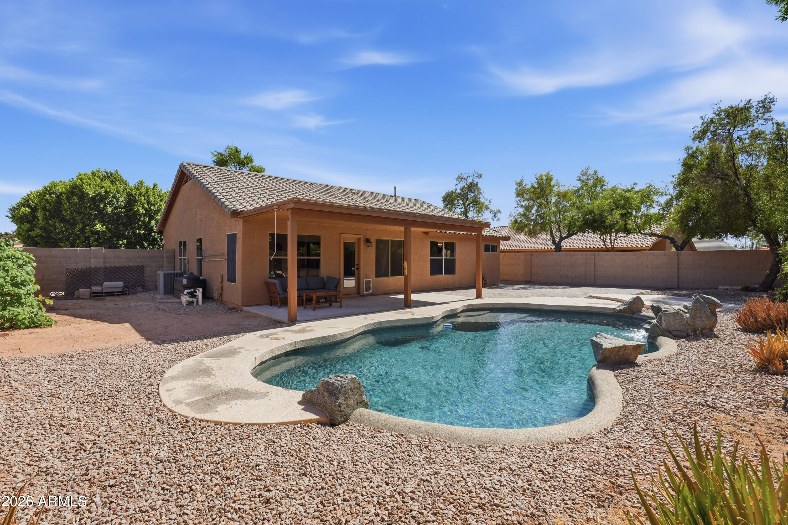 KEMPTON CROSSING - Residential