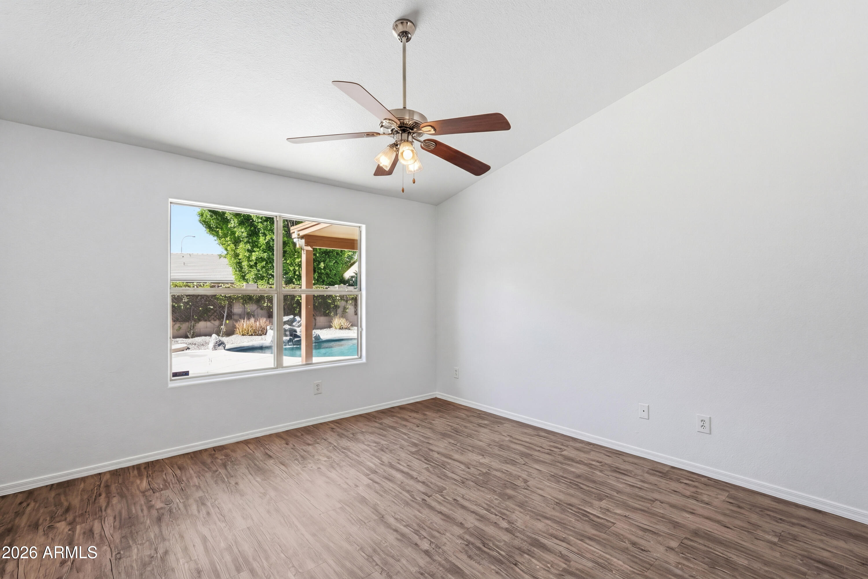 KEMPTON CROSSING - Residential