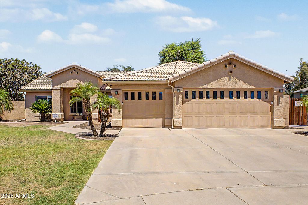 Photo of 6844 W Columbine Drive, Peoria, AZ 85381 (MLS # 7024123)