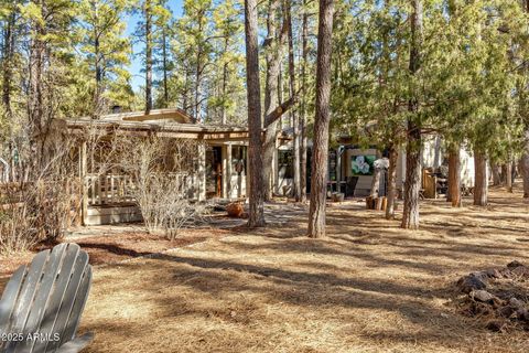 A home in Pinetop-Lakeside