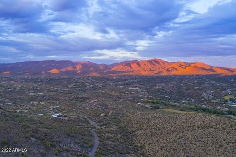 A home in Cave Creek