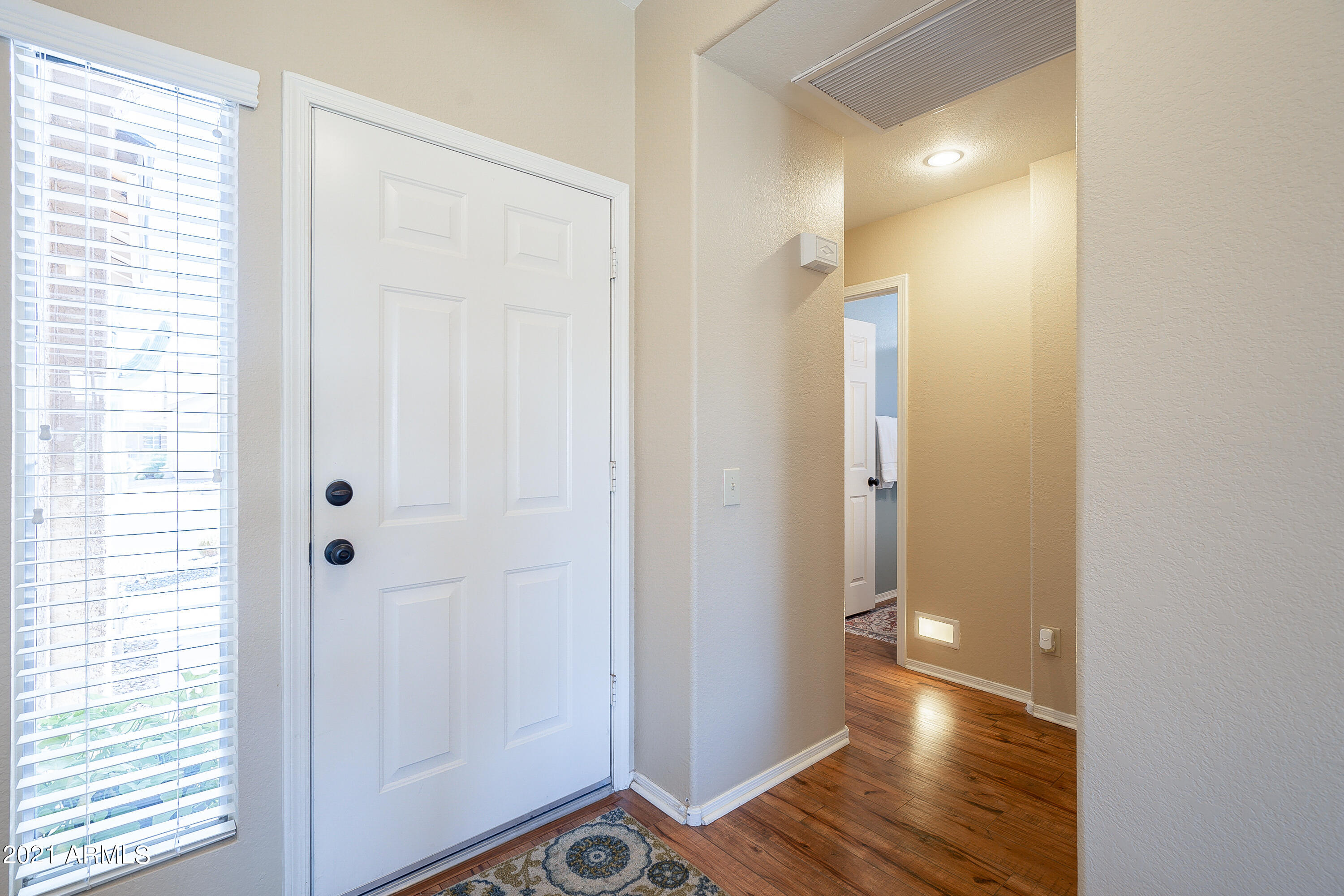 1802 E PEACH TREE Drive