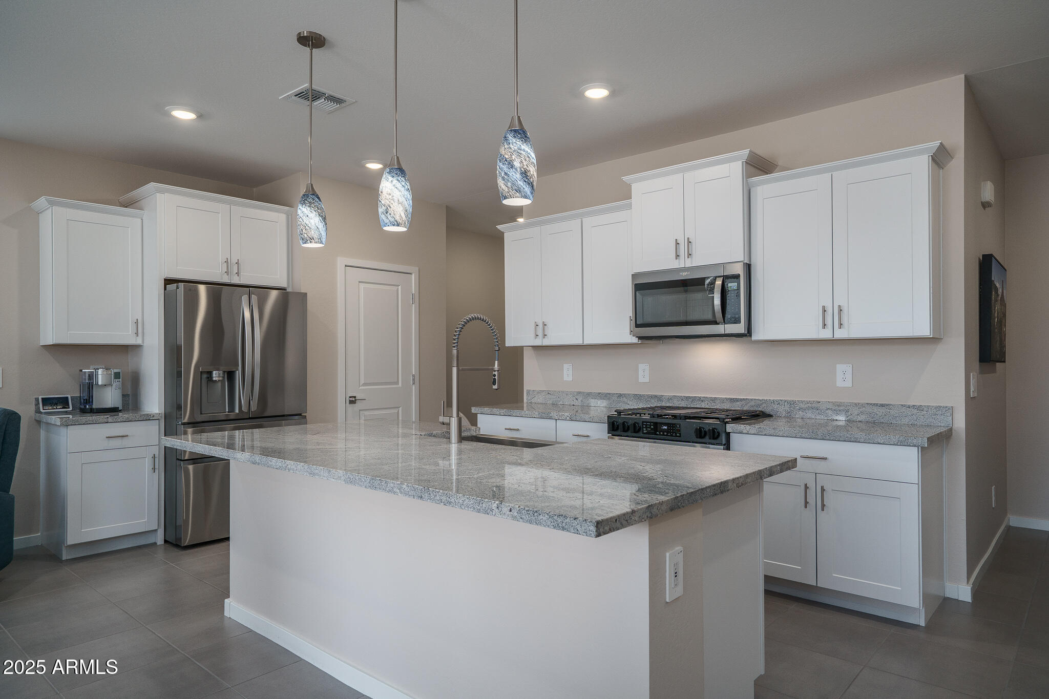 16062 W GRAY FOX Trail