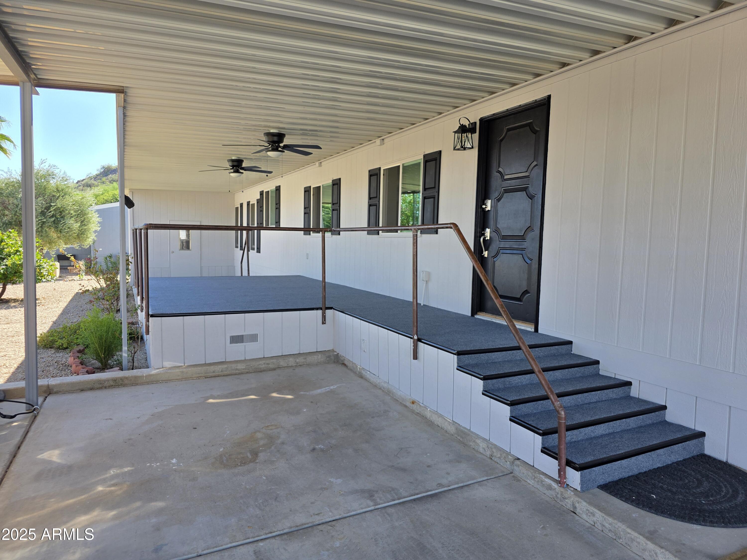 2233 E BEHREND Drive 134