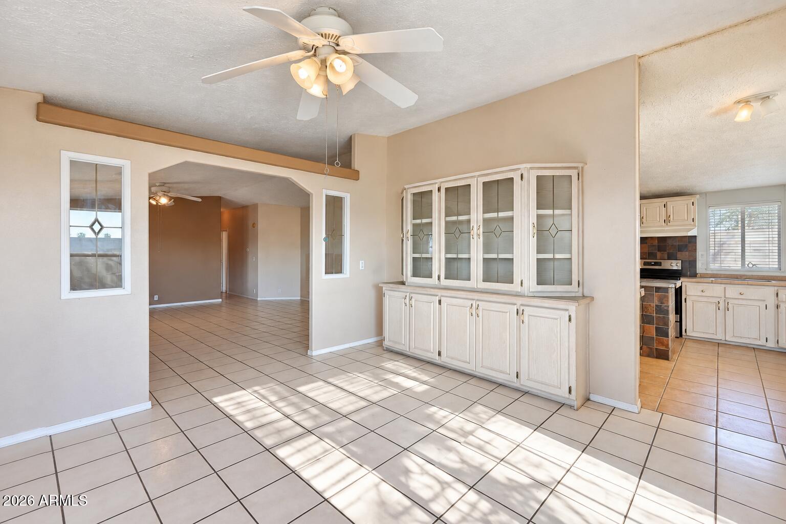 4140 W OUTER Drive