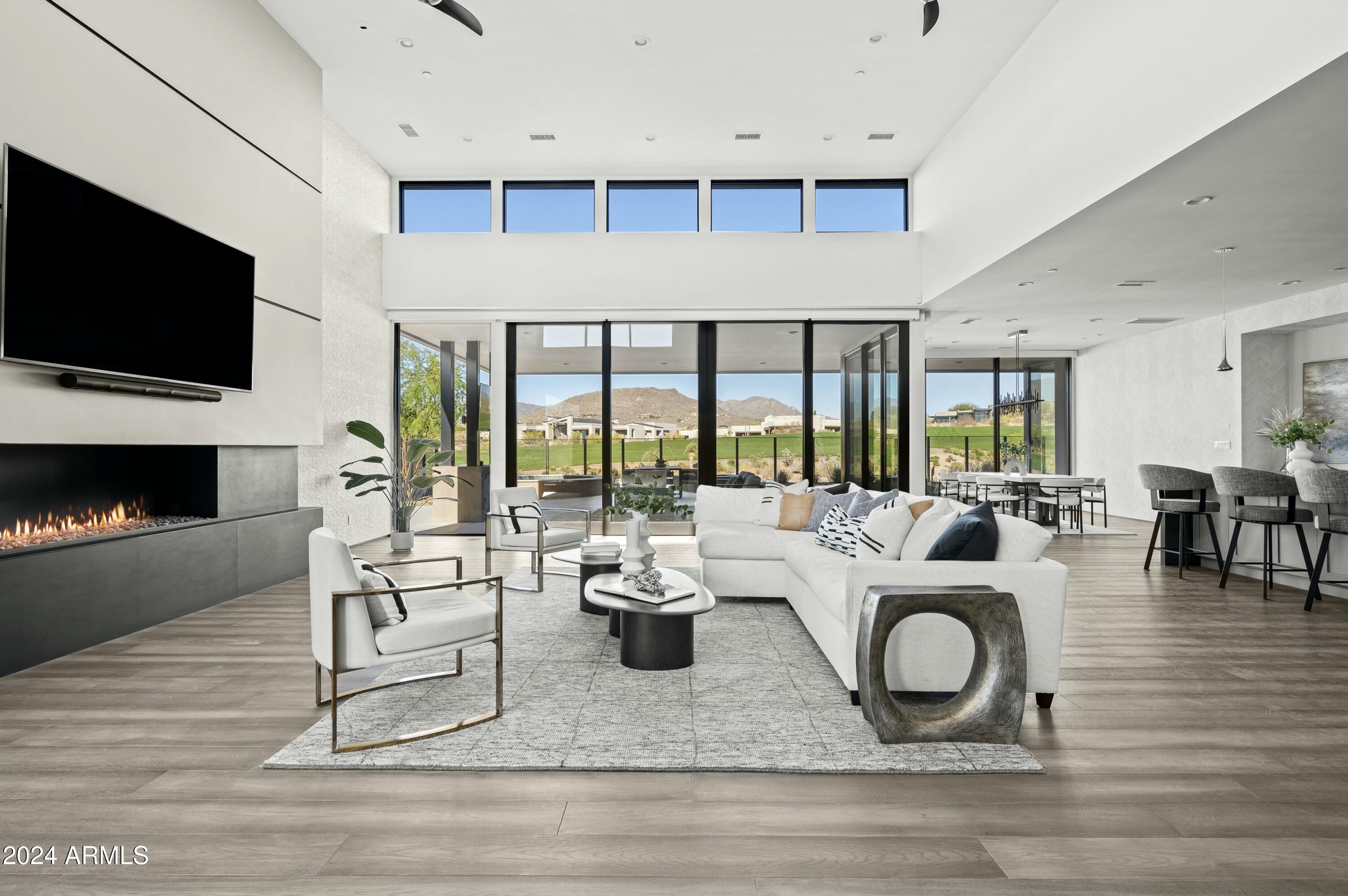 37200 N CAVE CREEK Road 1009