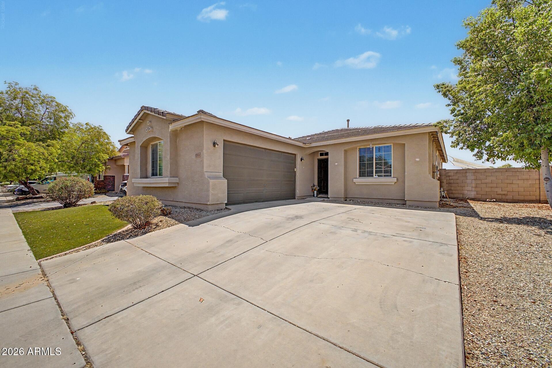 17373 W PINNACLE VISTA Drive