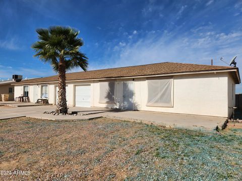 Single Family Residence in Arizona City AZ 15856 Moon Valley Road 27.jpg