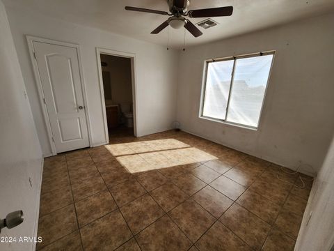 Single Family Residence in Arizona City AZ 15856 Moon Valley Road 6.jpg