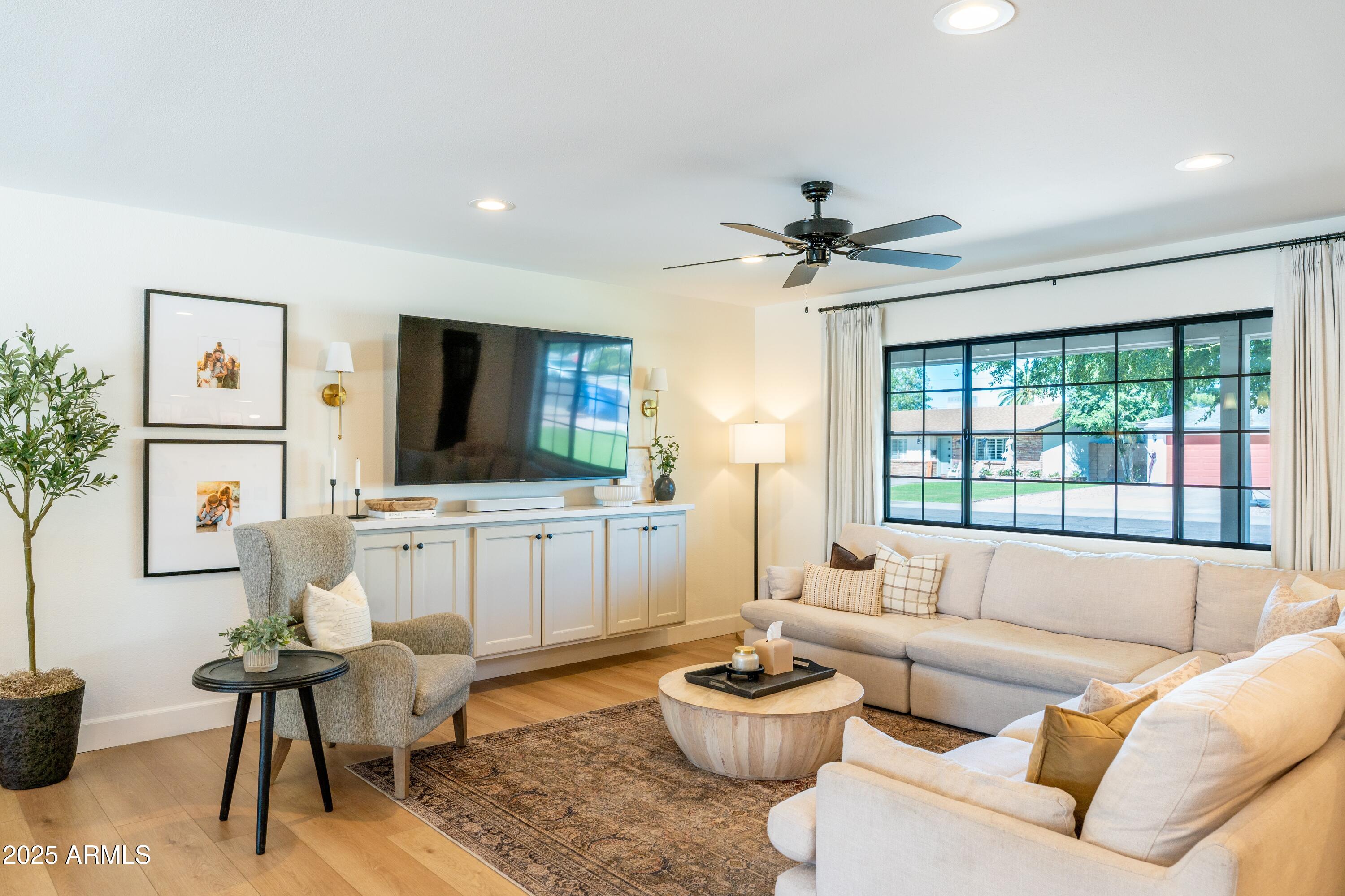 Homes for Sale in Queen Creek Arizona 3 1021 E PALMAIRE Avenue