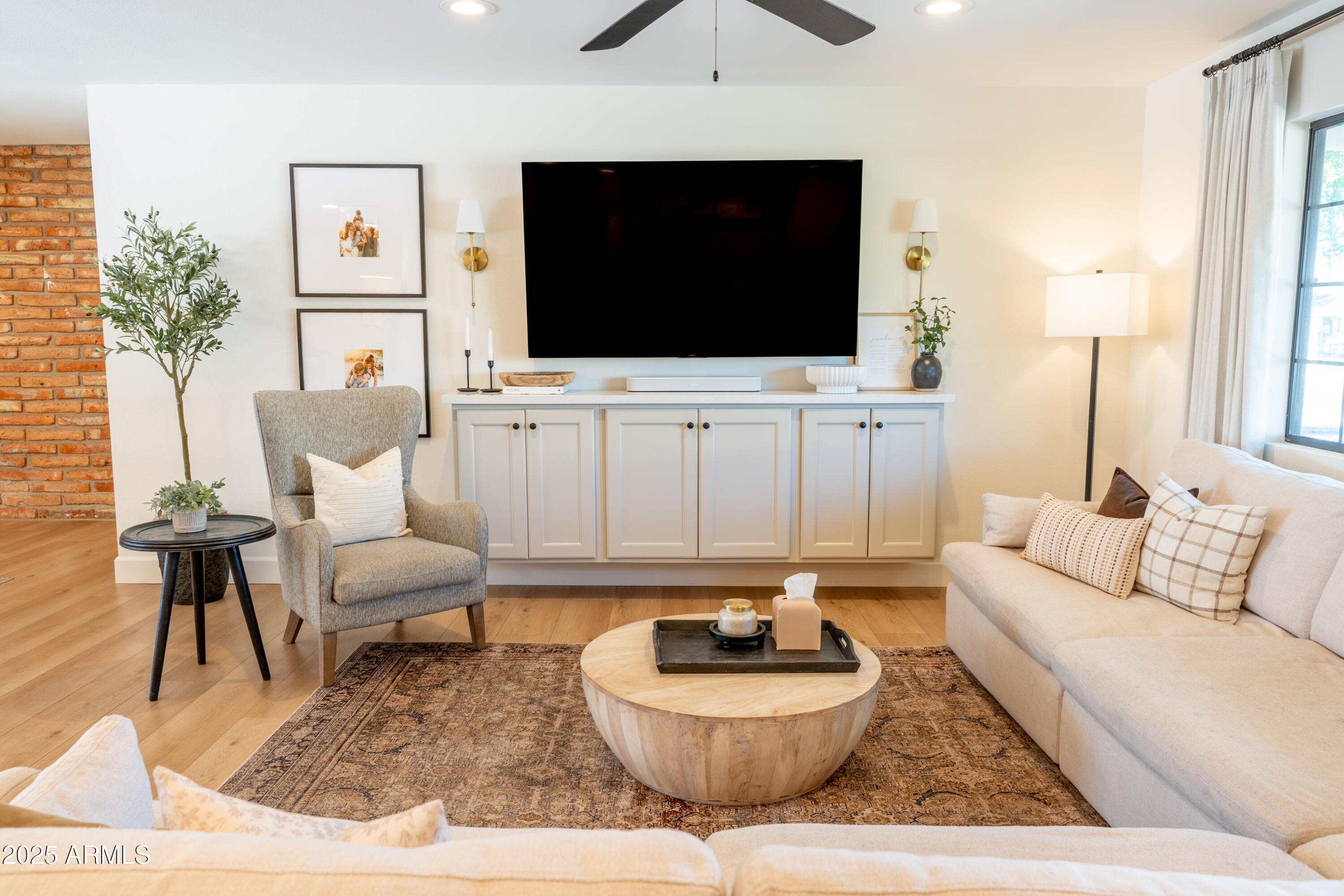 Homes for Sale in Queen Creek Arizona 4 1021 E PALMAIRE Avenue