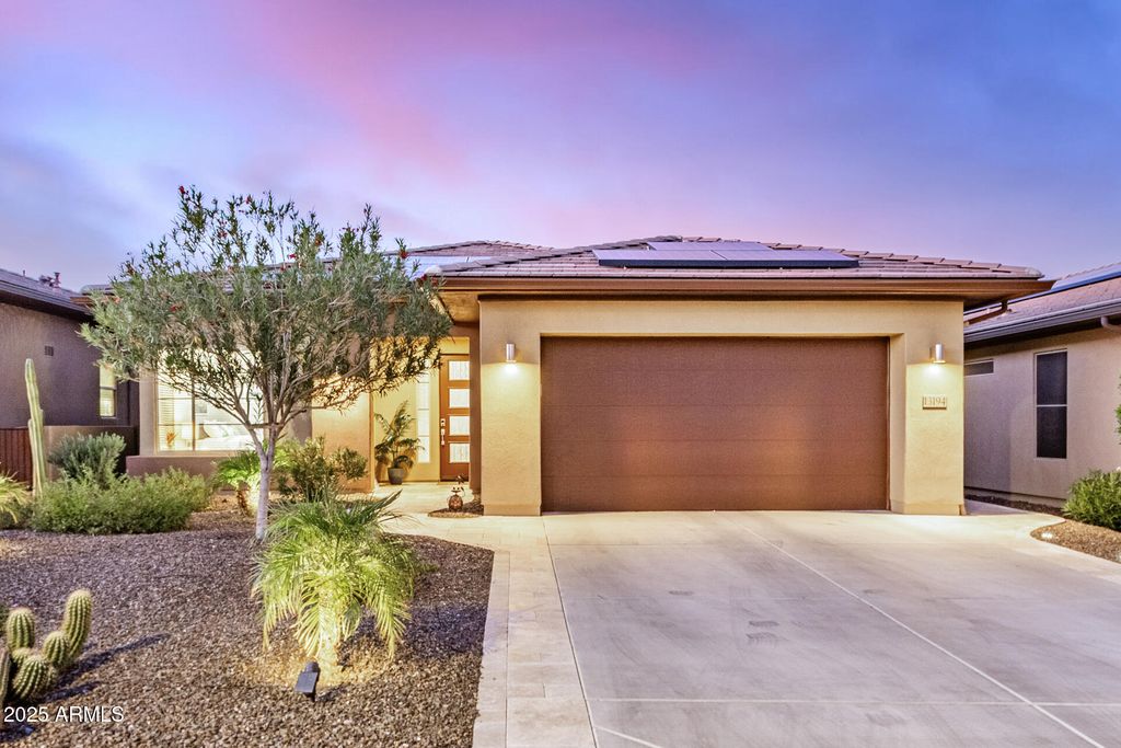Photo of 13194 W Lone Tree Trail, Peoria, AZ 85383 (MLS # 6921110)