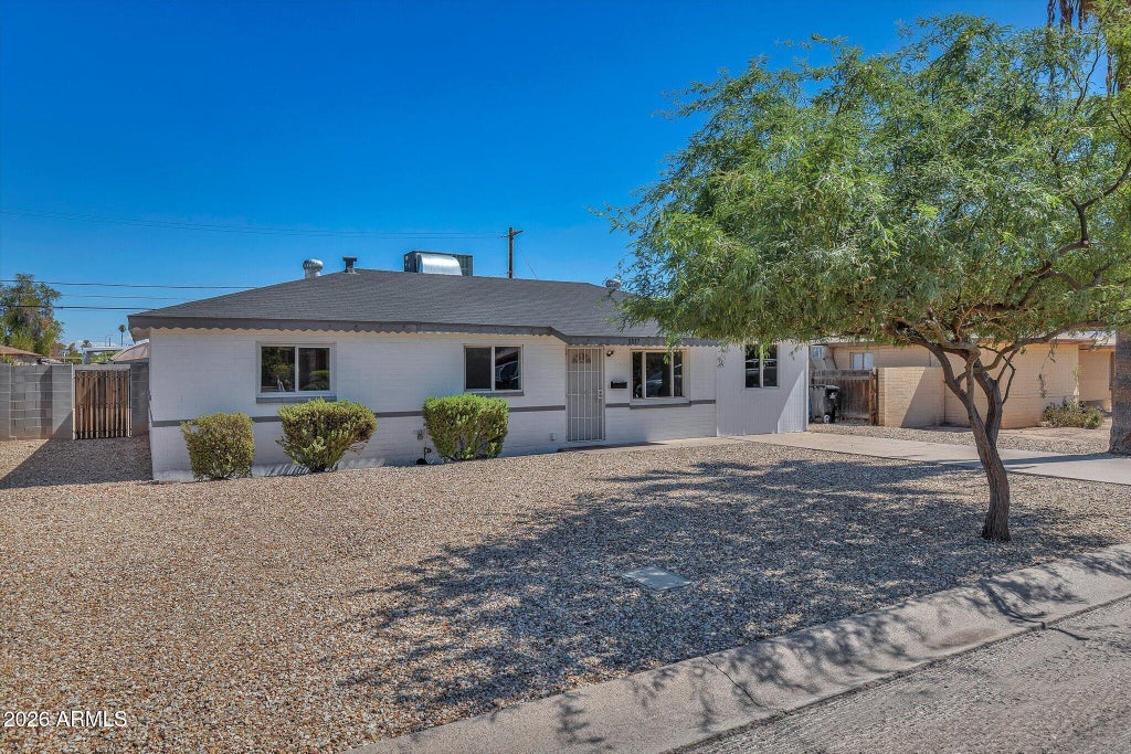 Photo of 5517 N 29th Avenue, Phoenix, AZ 85017 (MLS # 7092381)