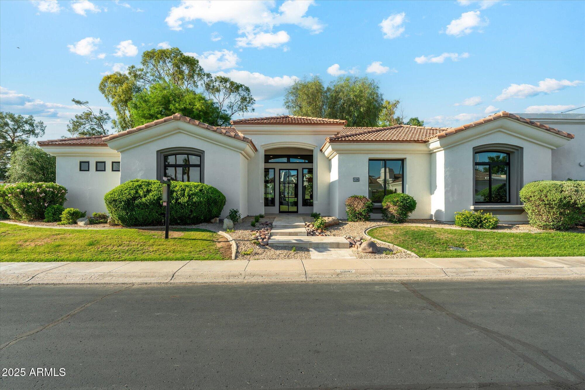 8196 E SUNNYSIDE Drive