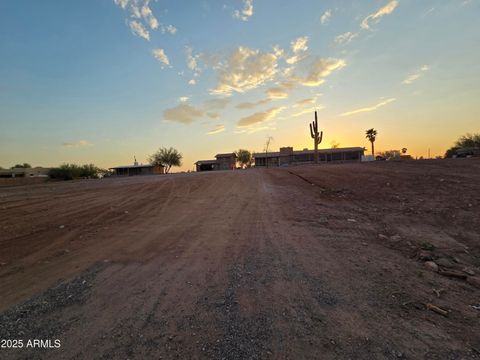 522 S CORTEZ Road Apache Junction AZ 85119