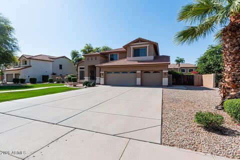 149 E CANYON CREEK Drive Gilbert AZ 85296