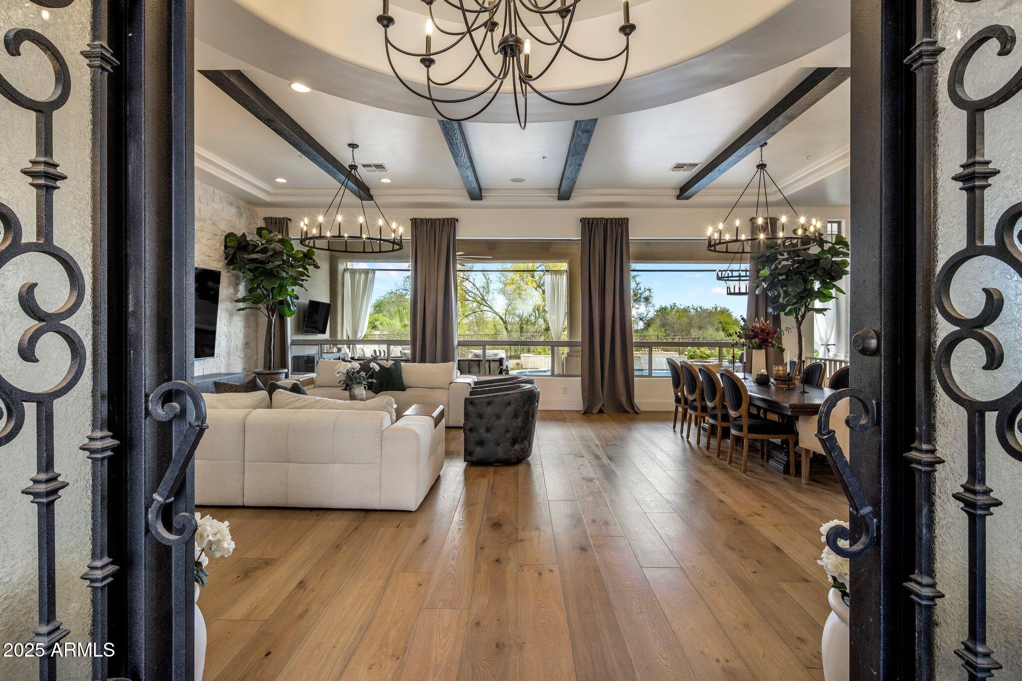 7327 E LA JUNTA Road